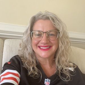 Meet your Posher, Stephenie